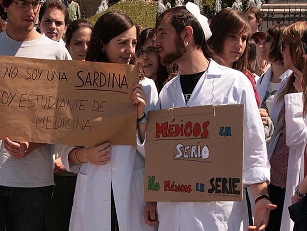 Galer&iacute;a de fotos: Manifestaci&oacute;n de estudiantes de medicina