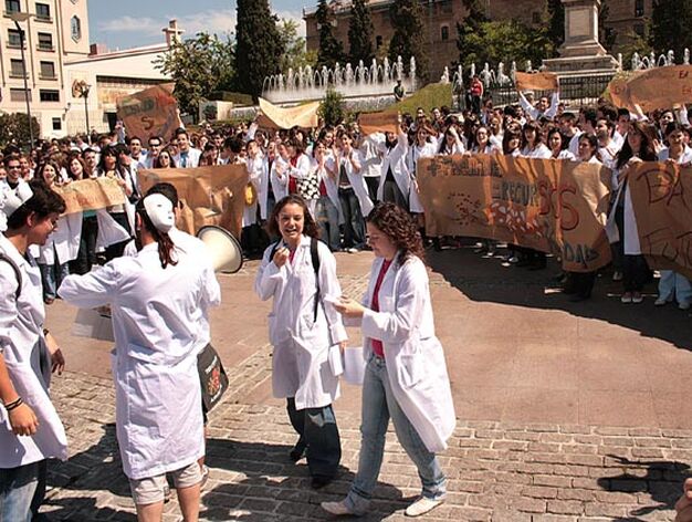 Galer&iacute;a de fotos: Manifestaci&oacute;n de estudiantes de medicina