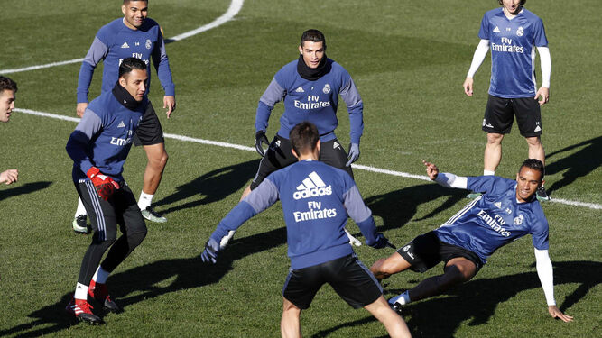 Keylor Navas, Casemiro, Cristiano Ronaldo, Modric y Danilo, durante el entrenamiento en Valdebebas.