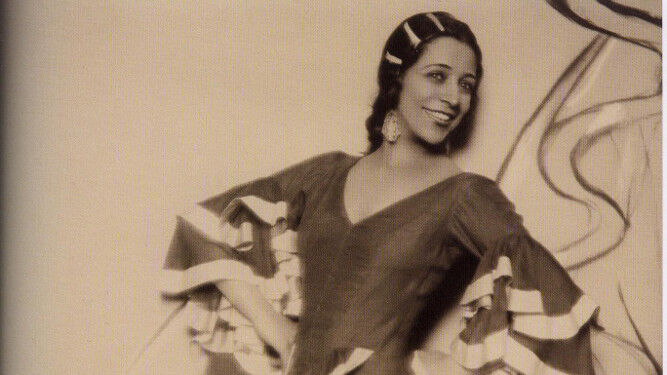 Antonia Mercé 'La Argentina' bailó en el Teatro Imperial de Tokio en  1929.