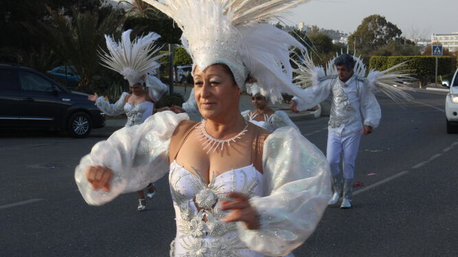 La elegancia del carnaval mojaquero y sus vestidos espectaculares.