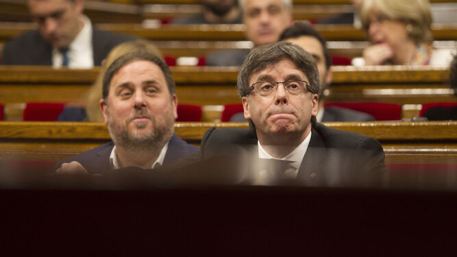 Puigdemont y Junqueras, en la Sesión de Control del 'Parlament'.