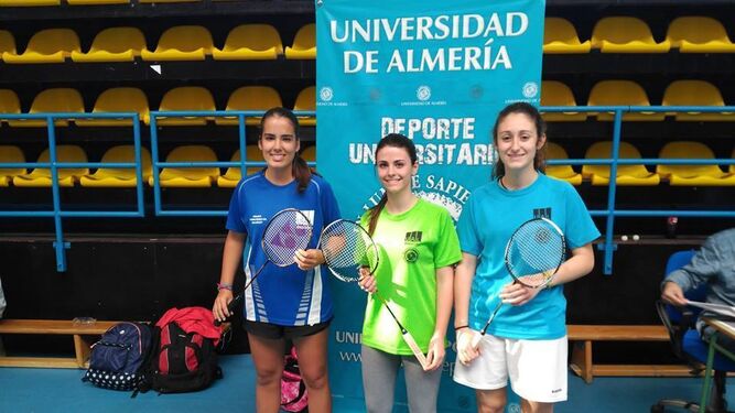 Nuria Morena y Adrián Ginel ganan el torneo de bádmiton