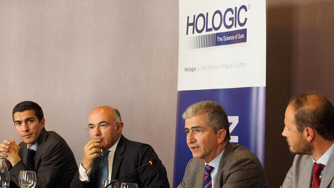 Los responsables de Hologic Diagnostics: José Yebra, Joao Paulo Malagueira, Miguel Sainz de los Terreros y José Codina.