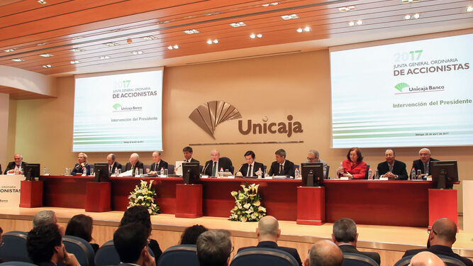 Un momento de la Junta General Ordinaria de Accionistas que celebró ayer Unicaja en Málaga.