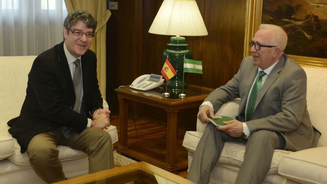 Sánchez Maldonado se reunió con el ministro de Energía, Álvaro Nadal, el pasado 8 de mayo en Madrid.