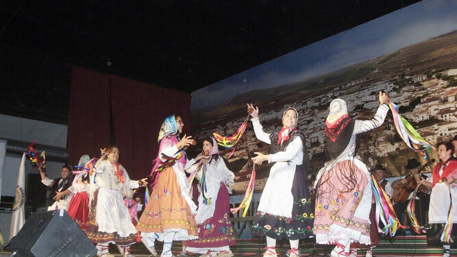 Actuación de uno de los grupos en el Festival celebrado el pasado año en Ugíjar.