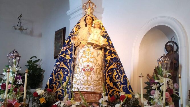 La Virgen del Rosario es la Patrona de Huebro