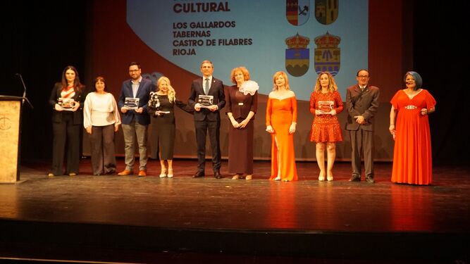 Los alcaldes de Los Gallardos, Tabernas, Rioja y Castro de Filabres estuvieron presentes en la gala.