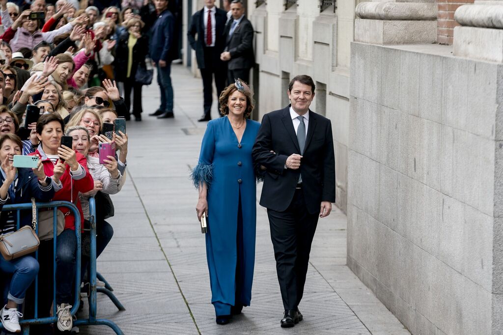 El presidente castellano-leon&eacute;s Alfonso Fern&aacute;ndez Ma&ntilde;ueco y su mujer