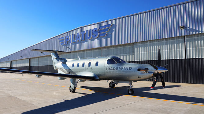 La aeronáutica suiza Pilatus quiere llegar a los 500 empleos con su nueva fábrica en Carmona