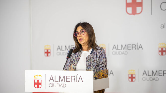 La portavoz del Ayuntamiento de Almería, en rueda de prensa