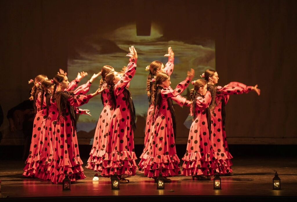 Espect&aacute;culo flamenco de Arte Danza Adra